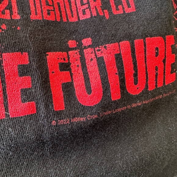 Motley Crue 2022 Tour Shirt - Picture 3 of 3